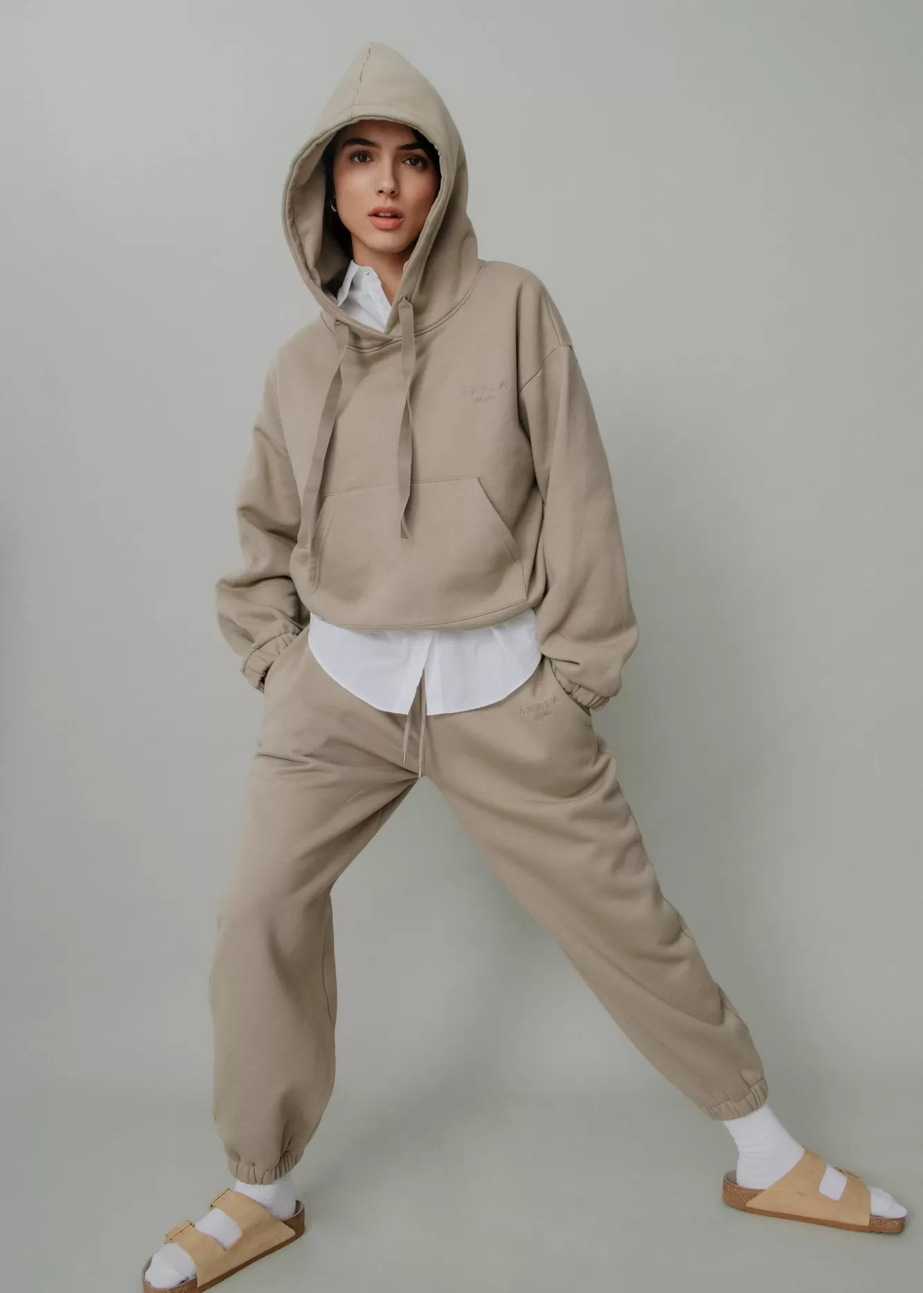 The Akala Studio Trousers-Sand Pants