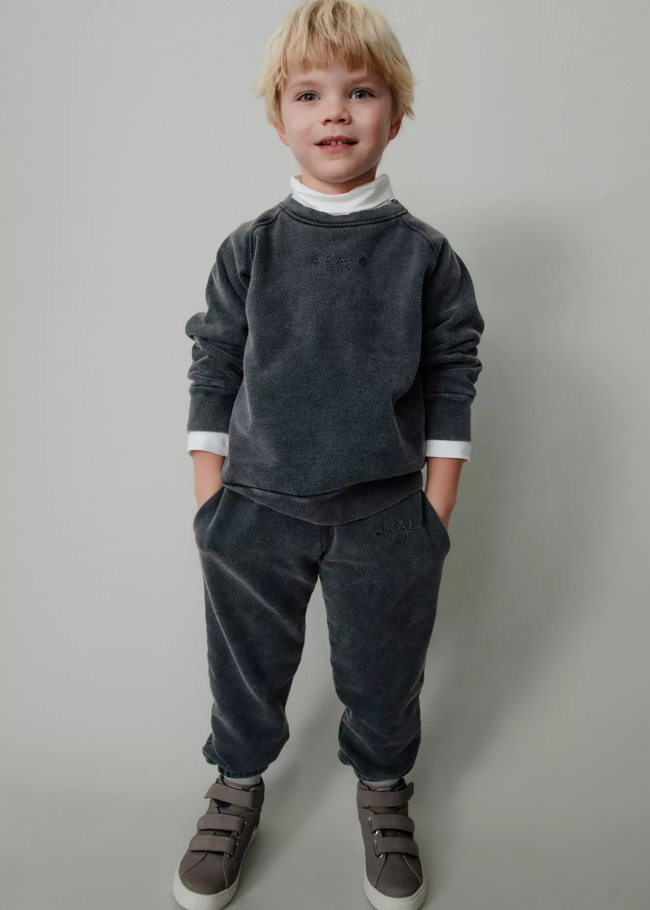 The Akala Studio Trousers-Washed Grey Pants Boy